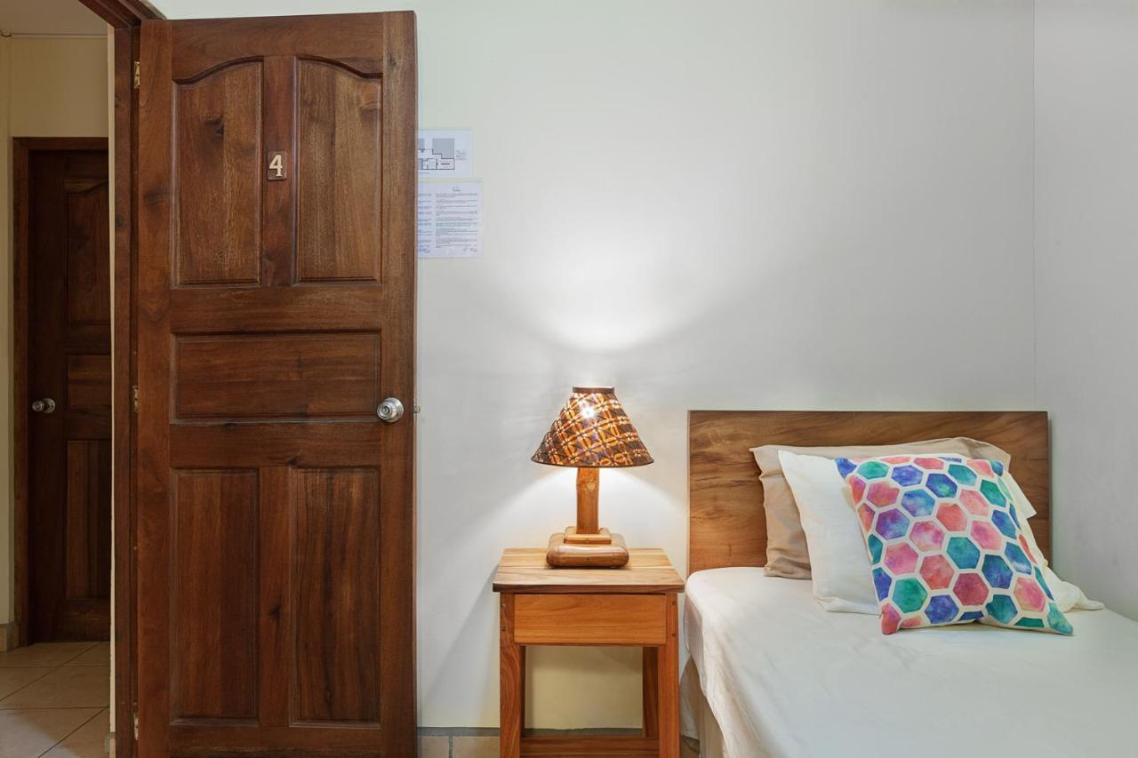 Hostel Tropical And Coworking Сан-Хуан-дель-Сур Экстерьер фото